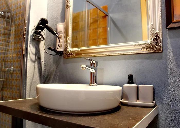 In Blue в історичному центрі міста アパート リヴィウ