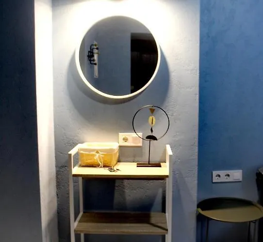 In Blue в історичному центрі міста Lviv